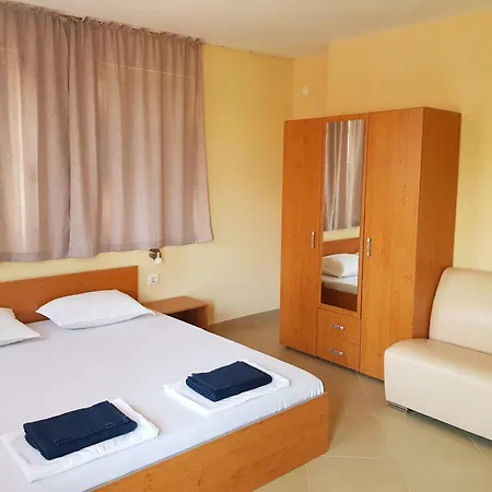 Guest house Nikoli - Traditional House Nesebar